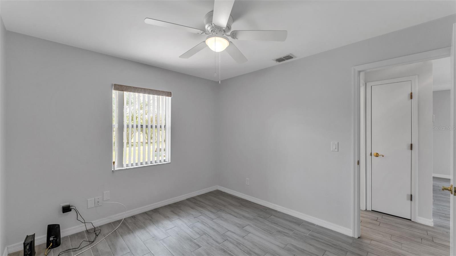 Listing photo id 17 for 5303 Duey Road