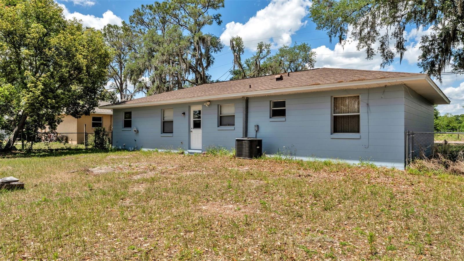 Listing photo id 35 for 5303 Duey Road