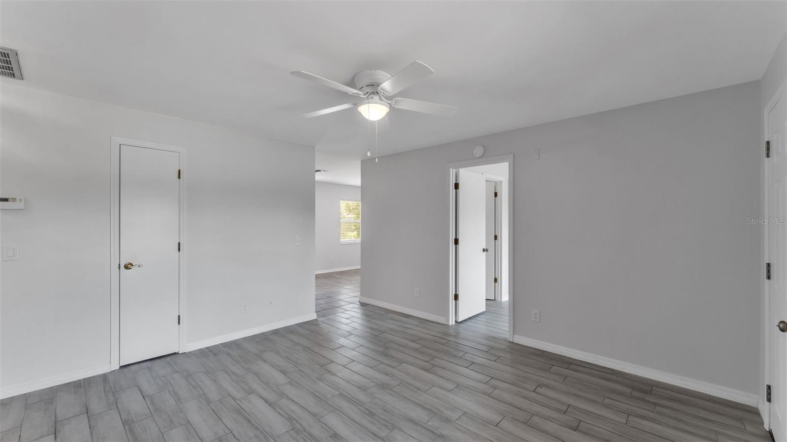 Listing photo id 2 for 5303 Duey Road