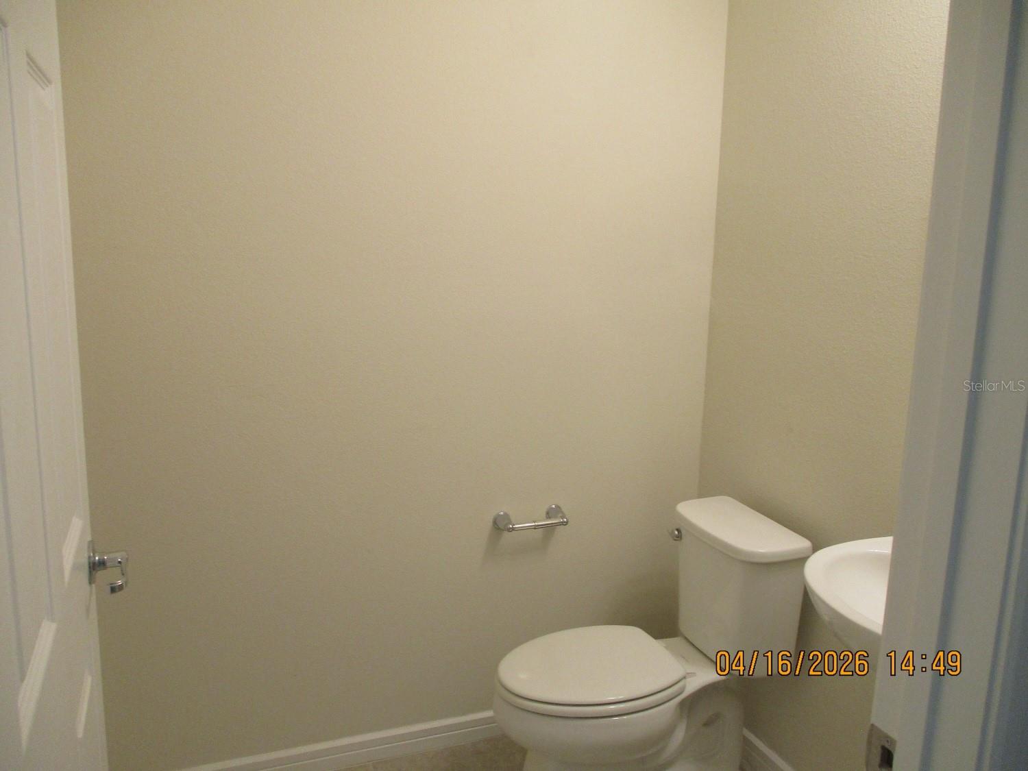 Image 3 of 9 For 1608 Aspen Ave