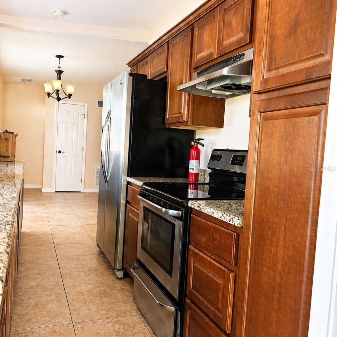 Image 10 of 10 For 2889 Rouen Avenue