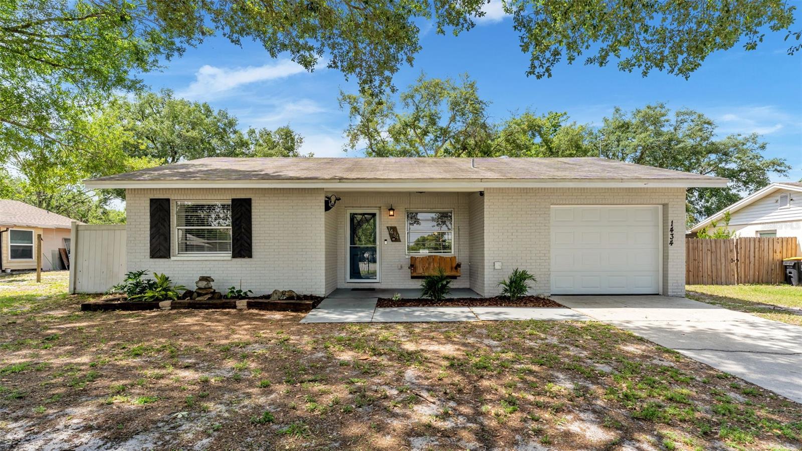 Details for 1434 Periwinkle Court, LAKELAND, FL 33811