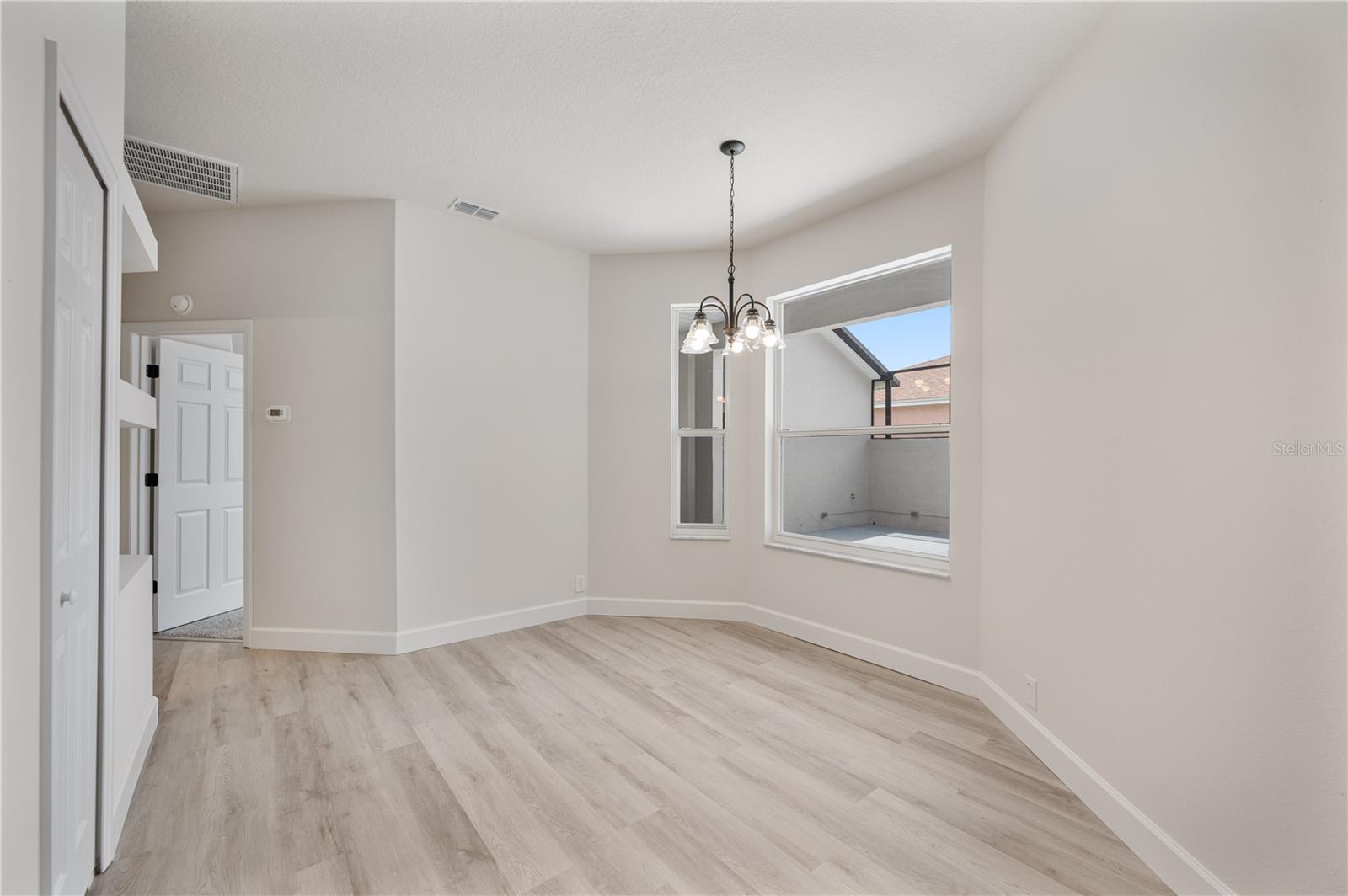 Image 10 of 45 For 4175 Windchime Lane