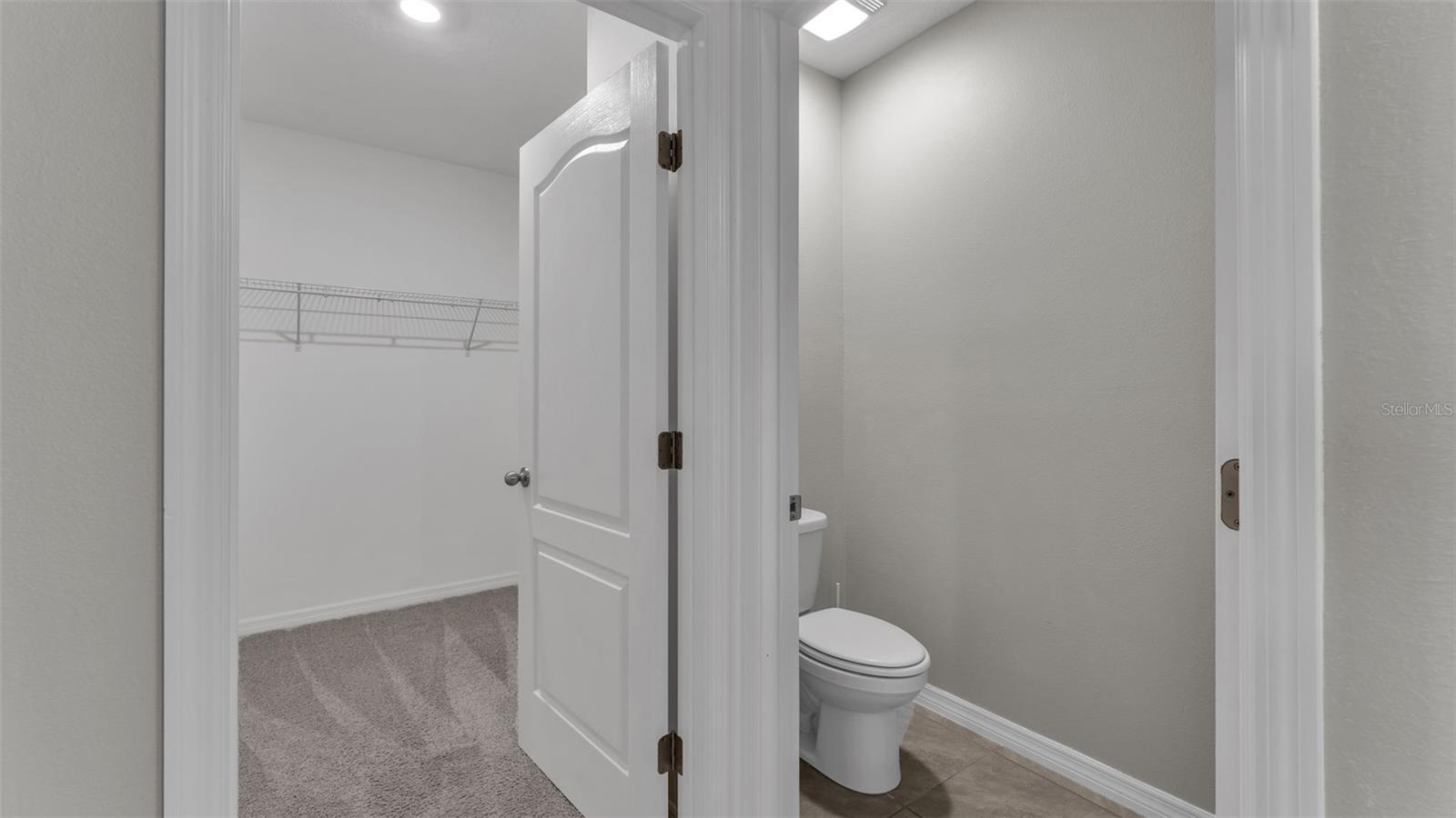 Image 18 of 40 For 2633 Galway Grove Way