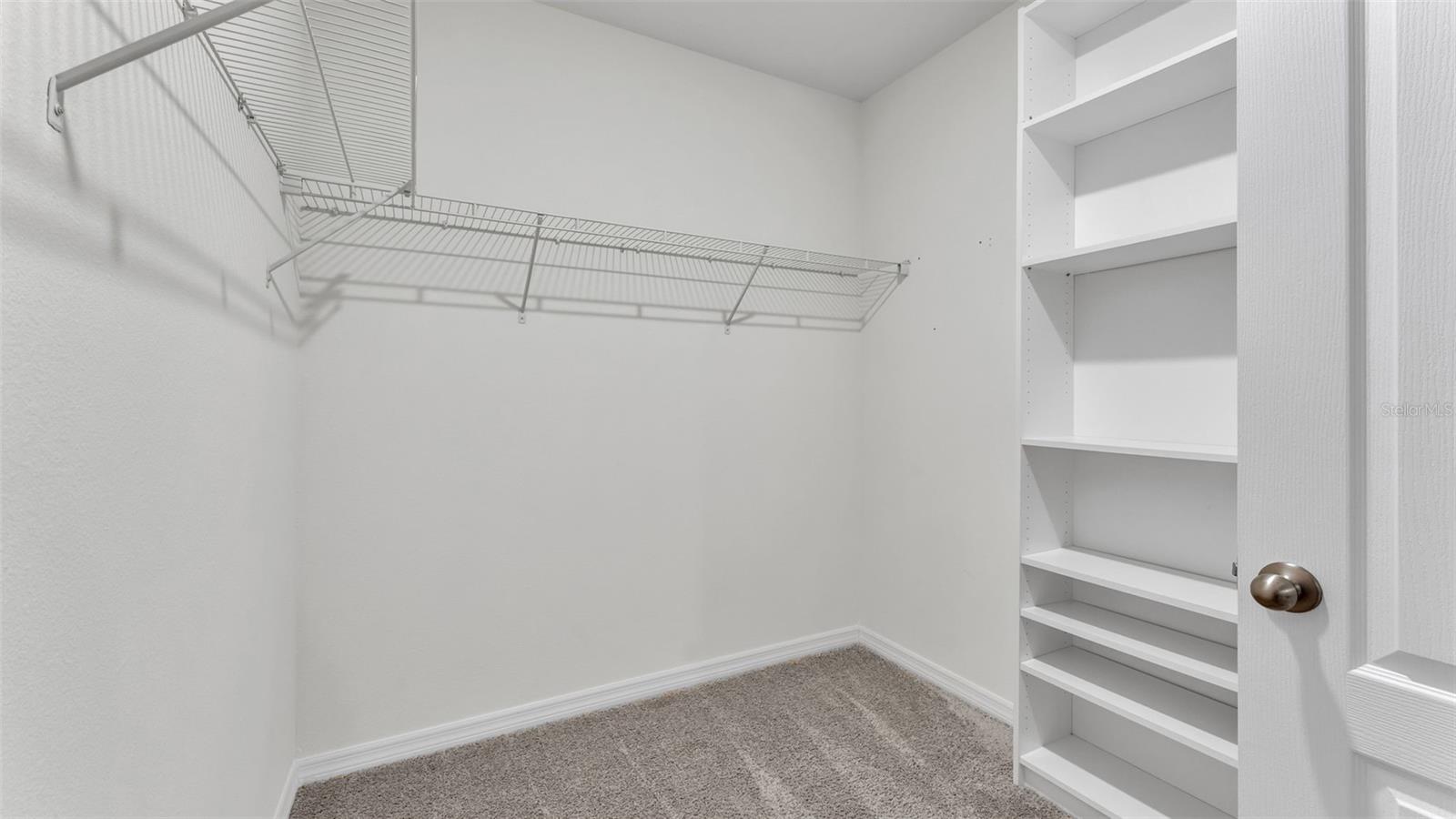 Image 19 of 40 For 2633 Galway Grove Way