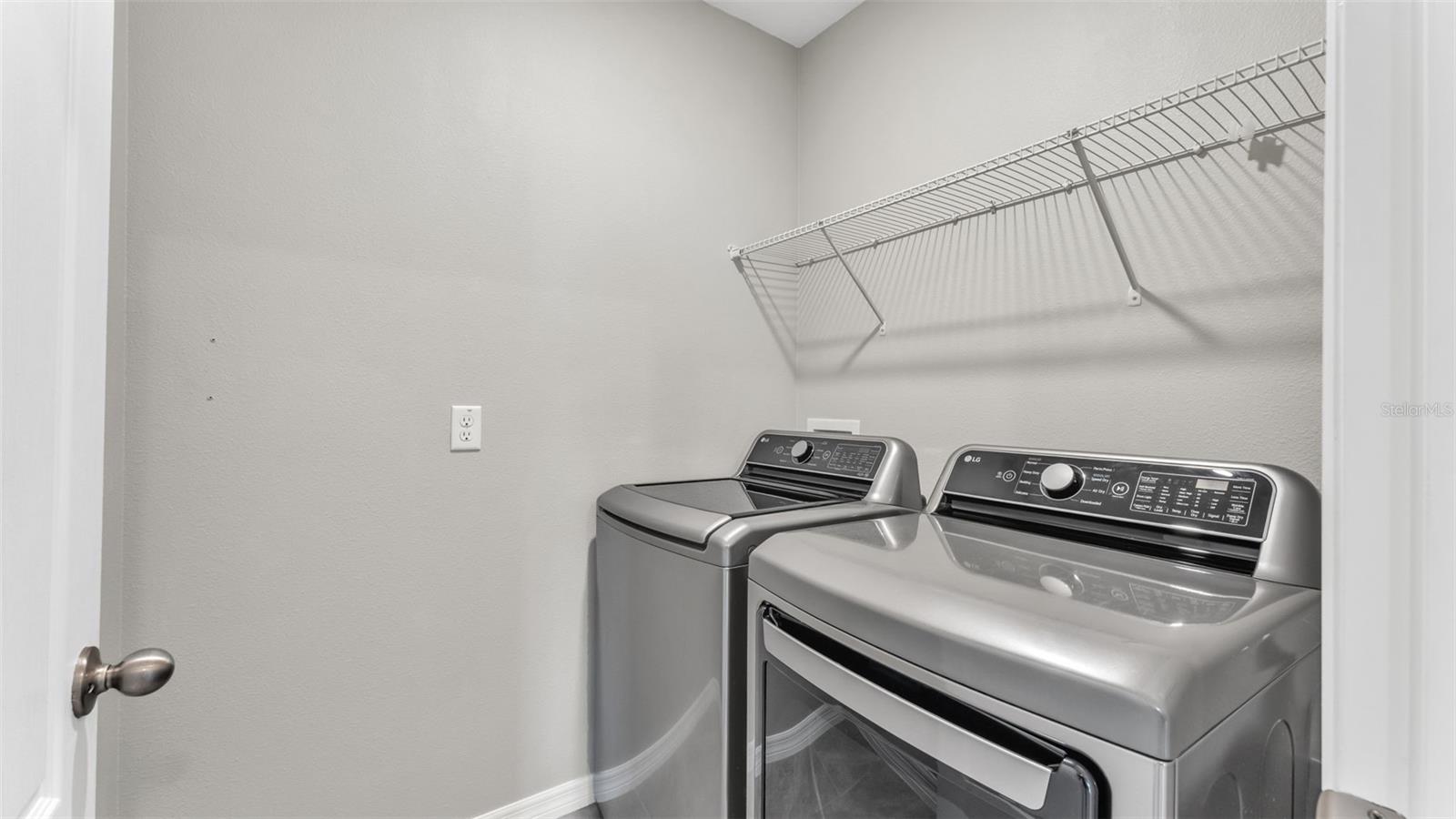 Image 30 of 40 For 2633 Galway Grove Way