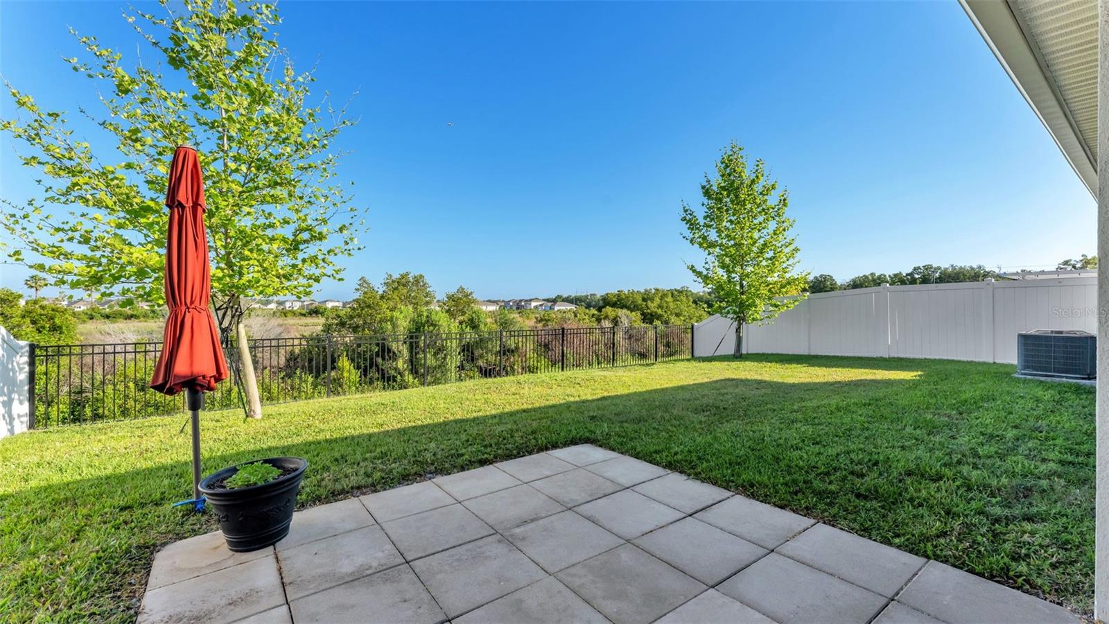 Image 32 of 40 For 2633 Galway Grove Way