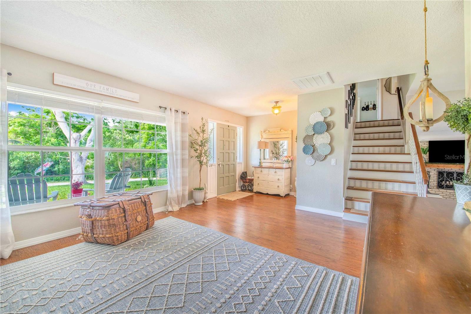 Image 14 of 67 For 20 Brevard Drive Se