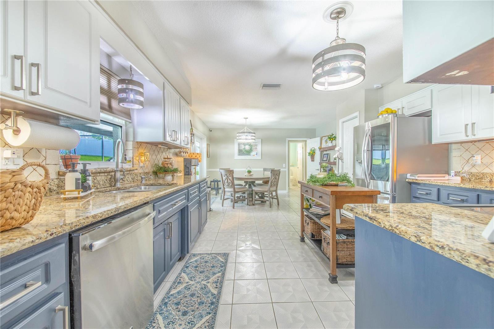 Image 19 of 67 For 20 Brevard Drive Se