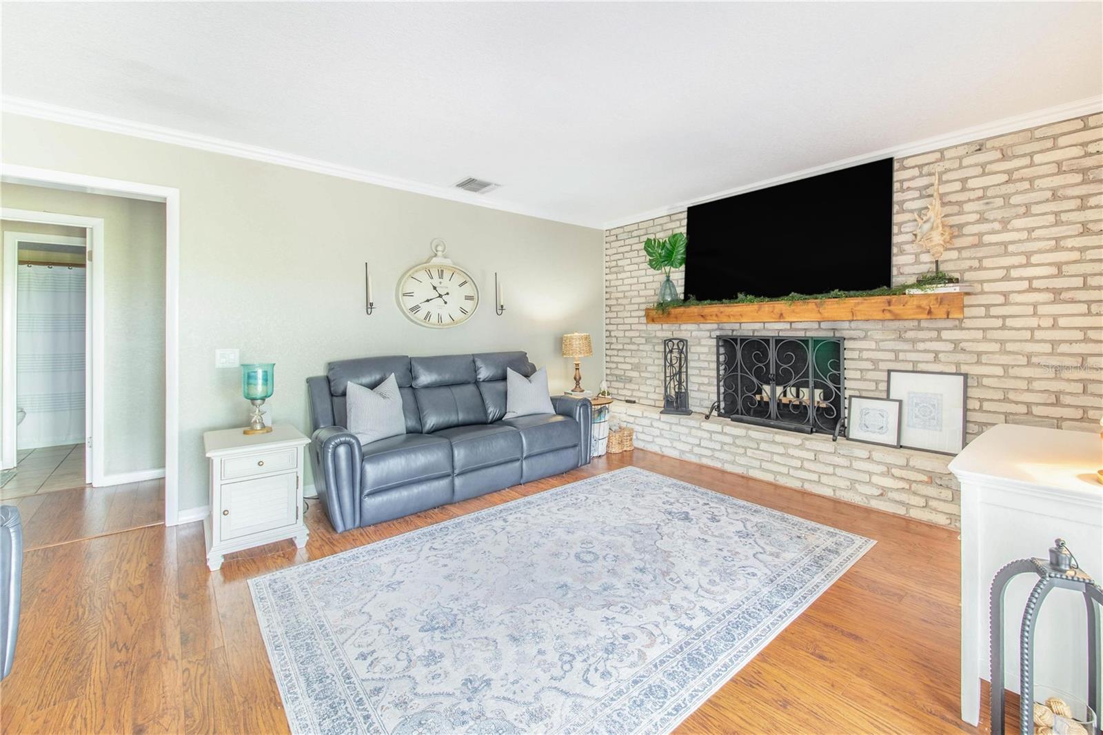 Image 30 of 67 For 20 Brevard Drive Se