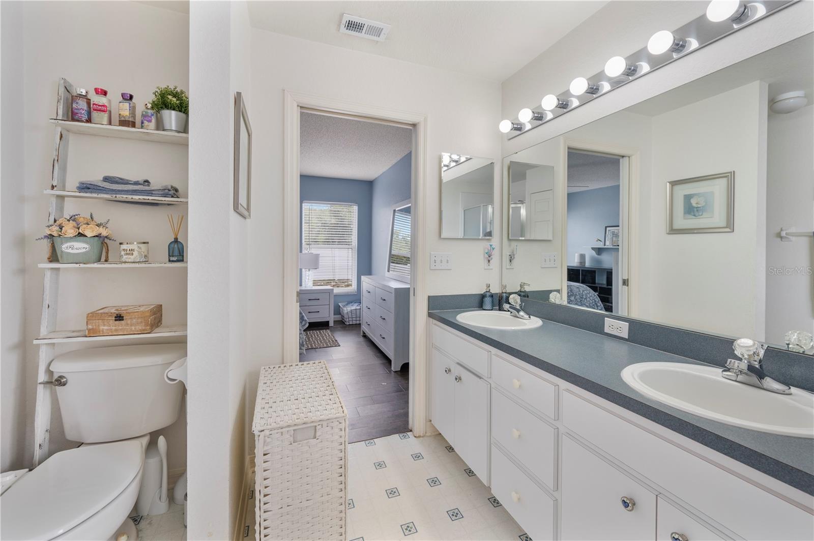 Image 20 of 30 For 3318 Merlot Drive