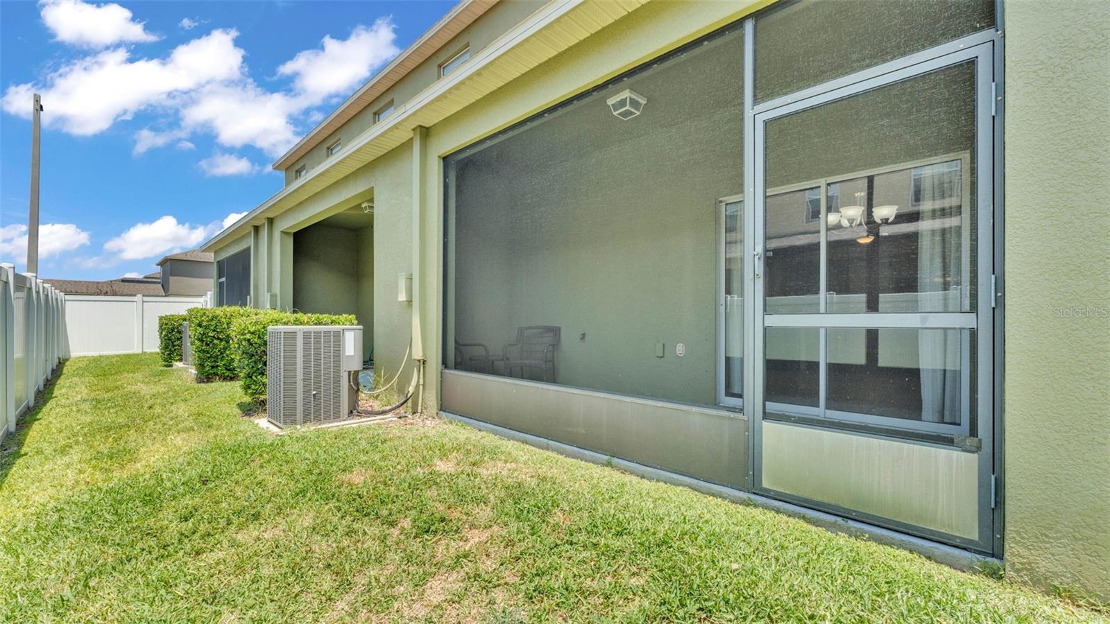 Image 28 of 30 For 2622 Lantern Hill Avenue