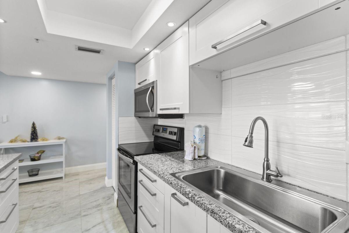 Image 14 of 25 For 50 Gulf Boulevard 206