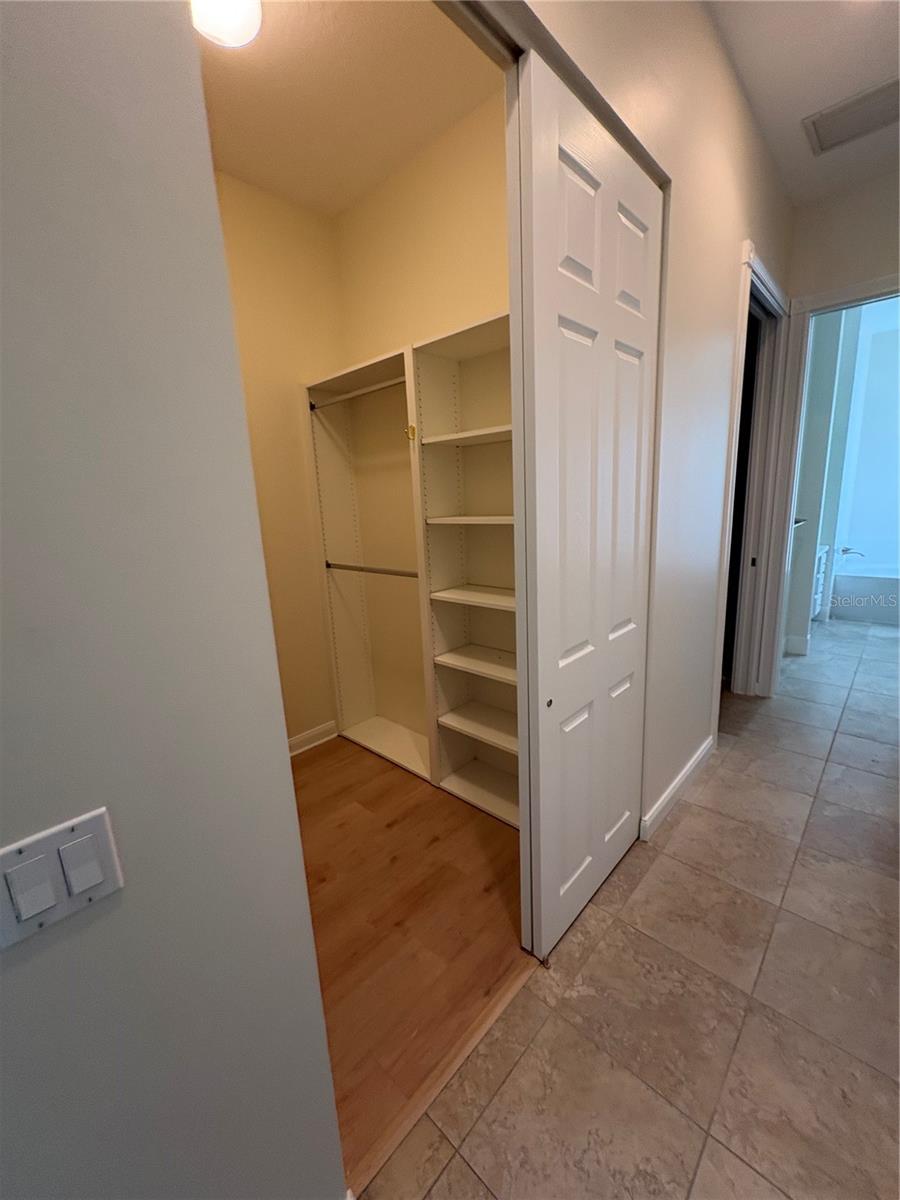 Image 17 of 27 For 11826 Gennaro Lane