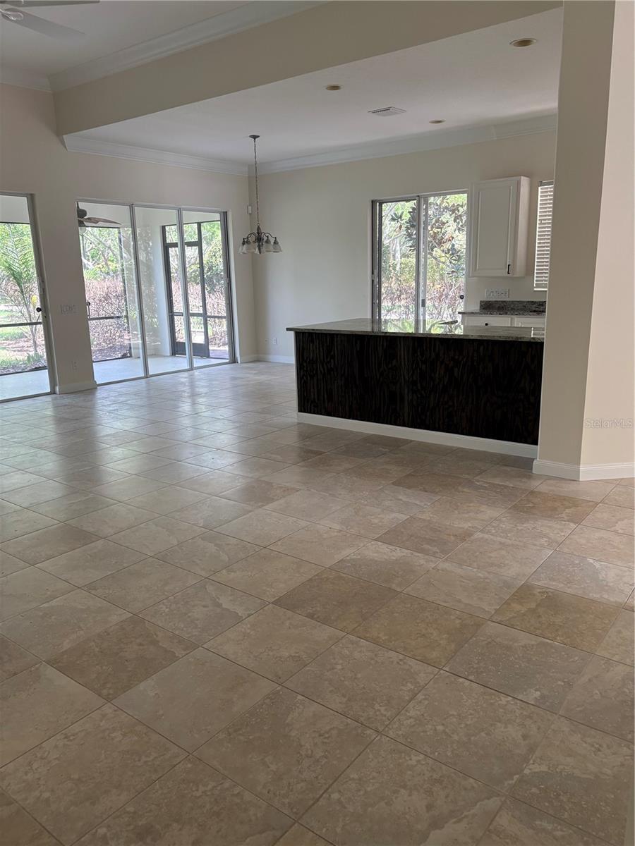 Image 7 of 27 For 11826 Gennaro Lane