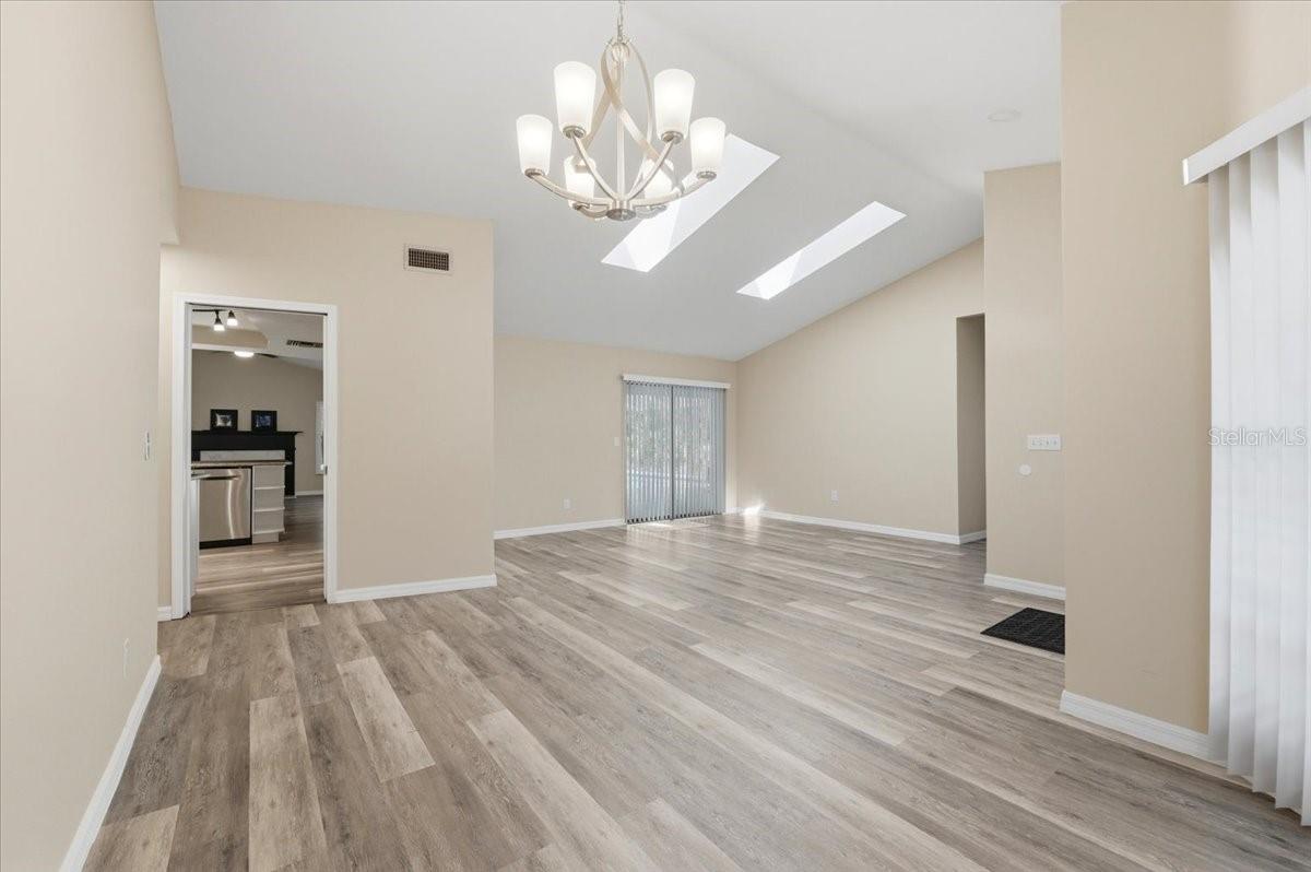 Image 14 of 55 For 2800 Hammock Drive