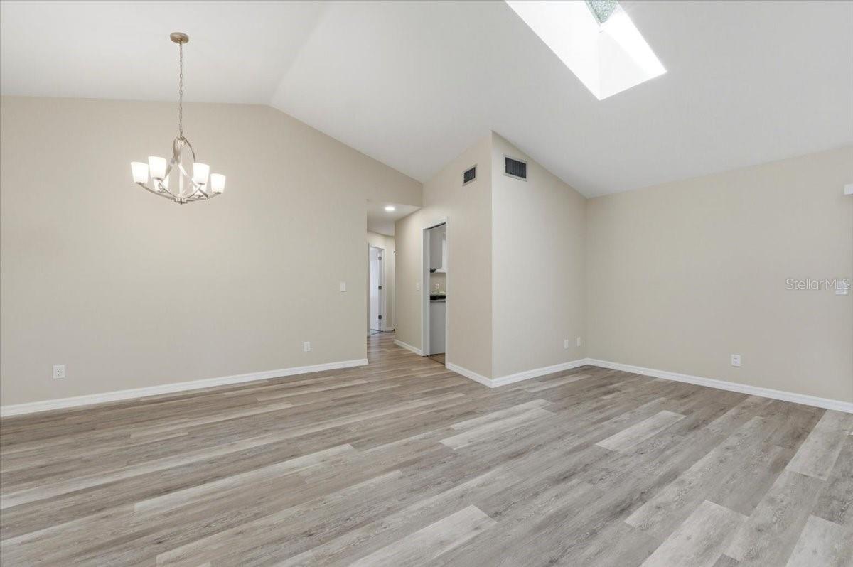 Image 15 of 55 For 2800 Hammock Drive