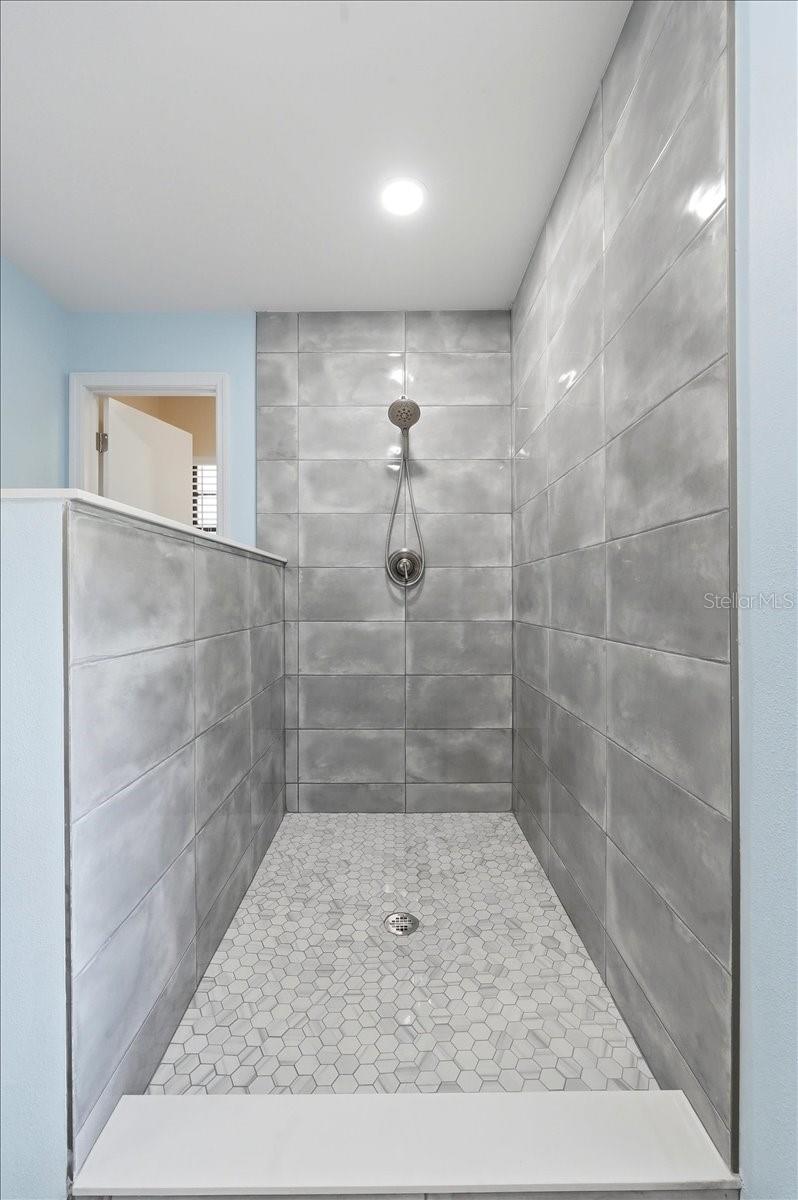 Image 19 of 55 For 2800 Hammock Drive