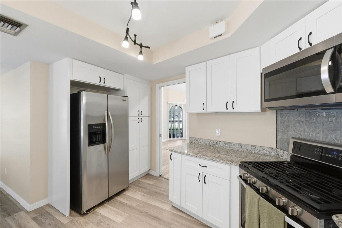 Image 6 of 55 For 2800 Hammock Drive