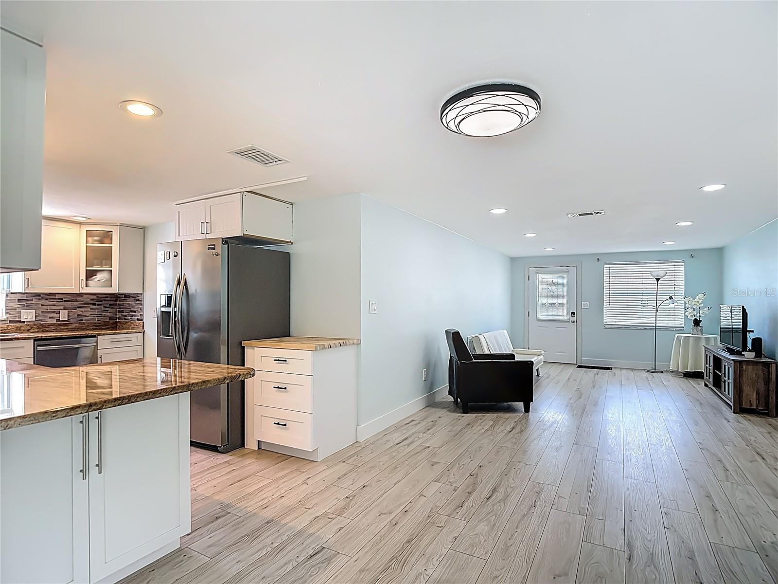 Image 15 of 58 For 4848 Shell Stream Boulevard