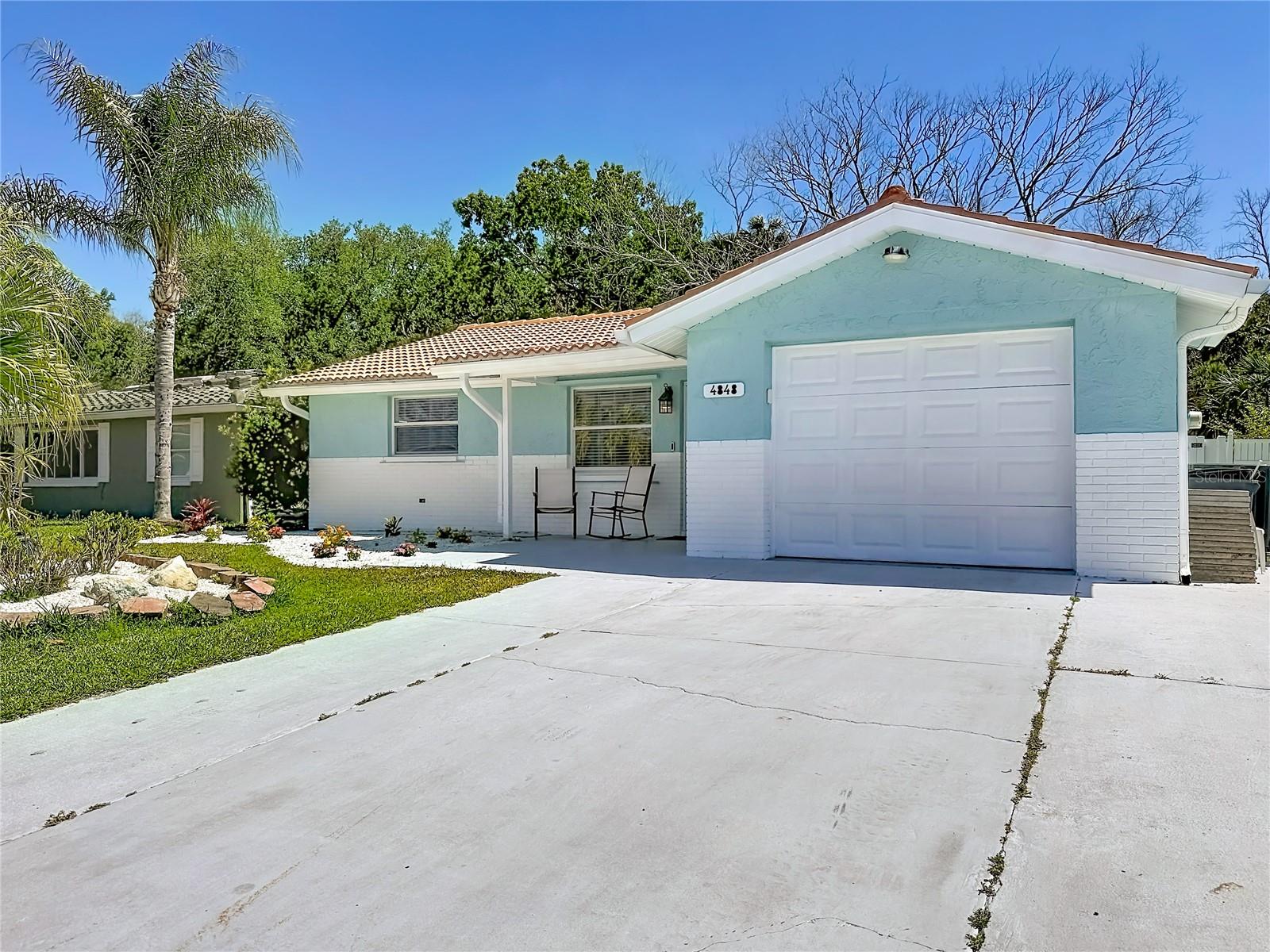 Image 3 of 58 For 4848 Shell Stream Boulevard