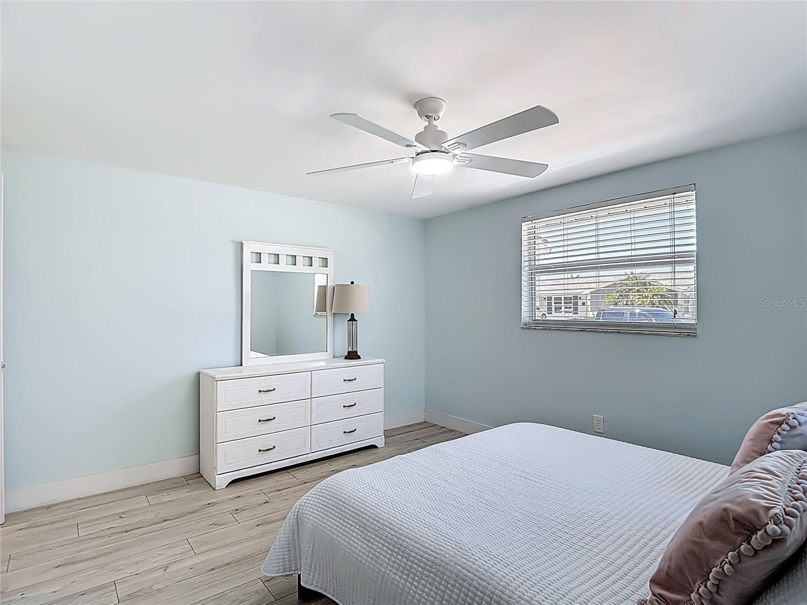 Image 30 of 58 For 4848 Shell Stream Boulevard