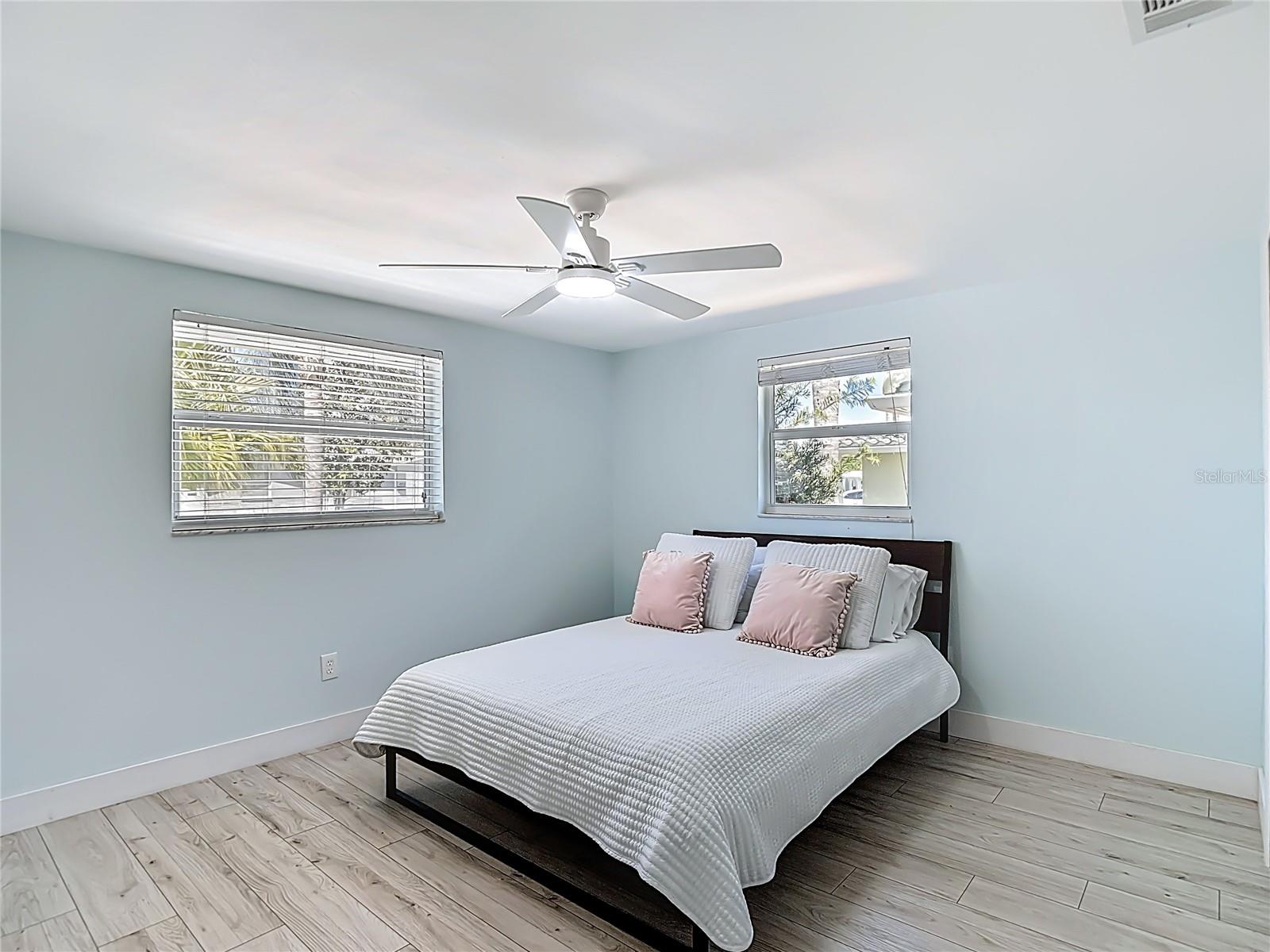 Image 31 of 58 For 4848 Shell Stream Boulevard