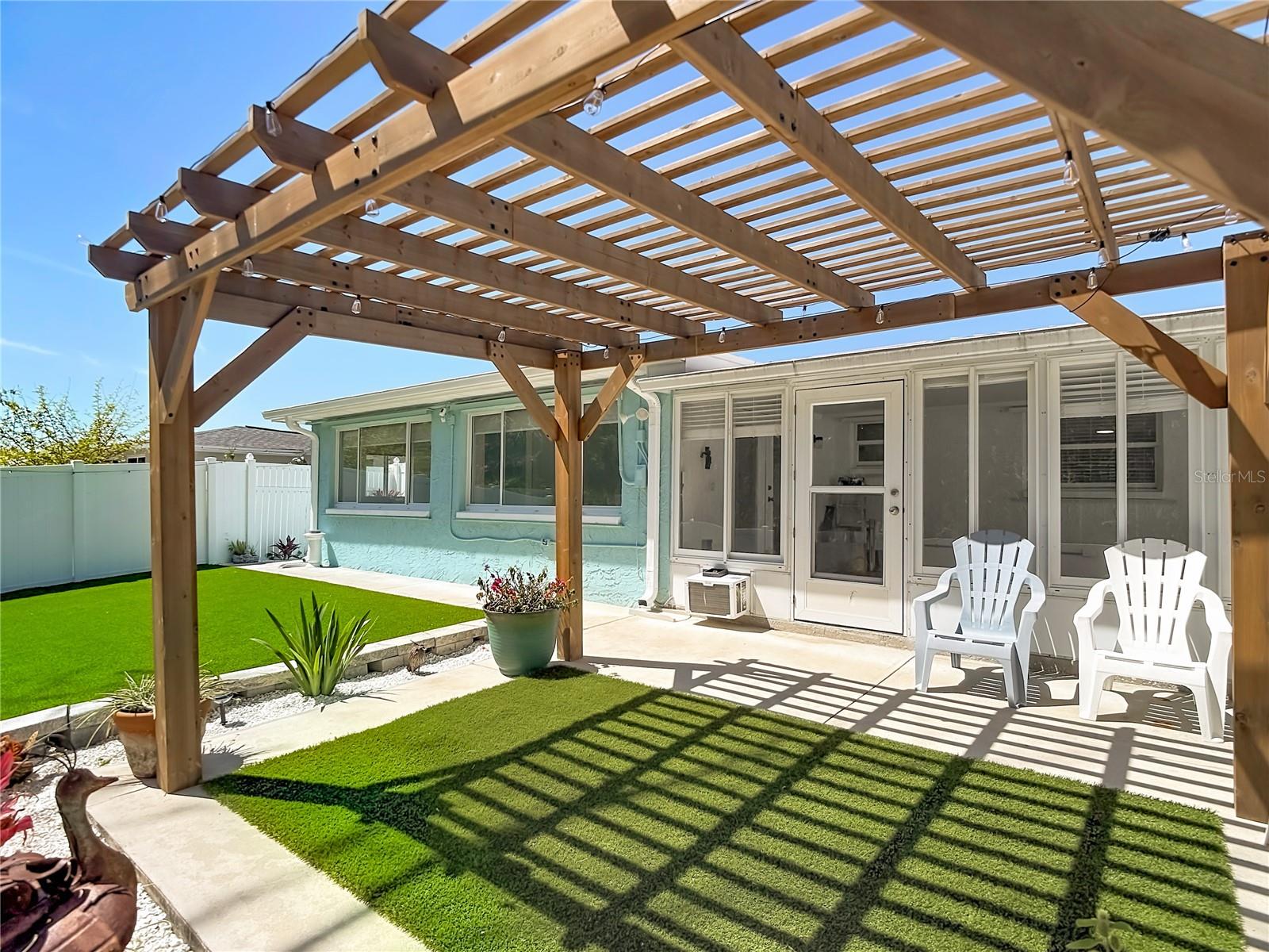 Image 42 of 58 For 4848 Shell Stream Boulevard