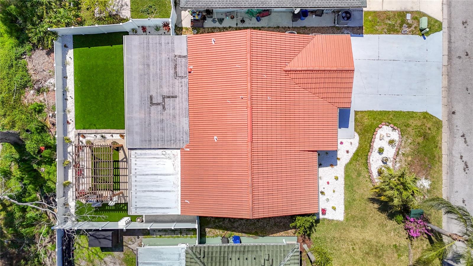 Image 46 of 58 For 4848 Shell Stream Boulevard