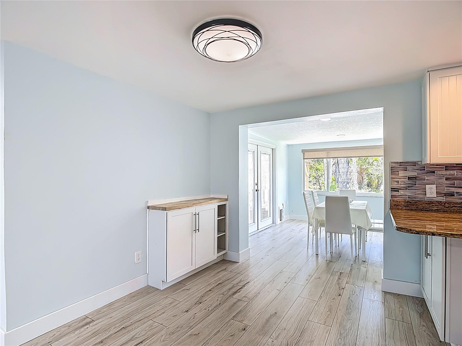 Image 9 of 58 For 4848 Shell Stream Boulevard