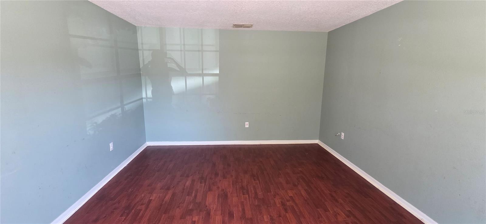Listing photo id 8 for 6082 Sunset Vista Drive
