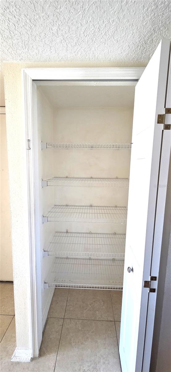 Listing photo id 19 for 6082 Sunset Vista Drive