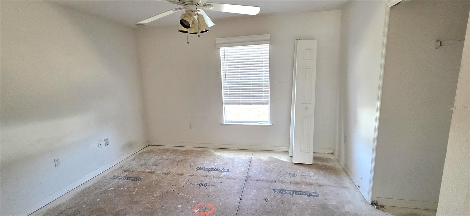 Listing photo id 37 for 6082 Sunset Vista Drive