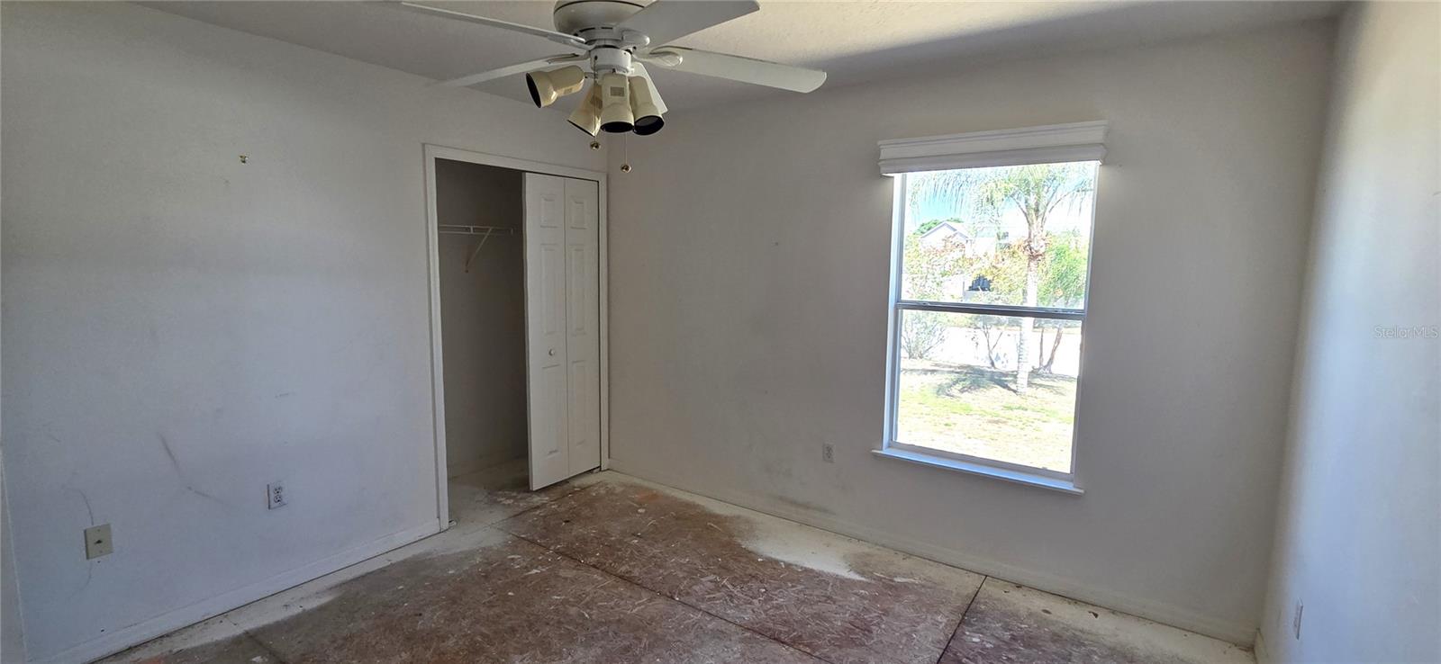 Listing photo id 40 for 6082 Sunset Vista Drive