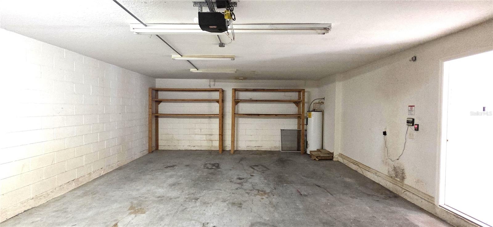 Listing photo id 45 for 6082 Sunset Vista Drive
