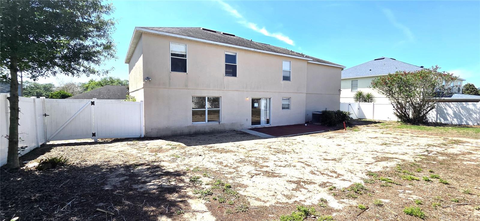 Listing photo id 49 for 6082 Sunset Vista Drive
