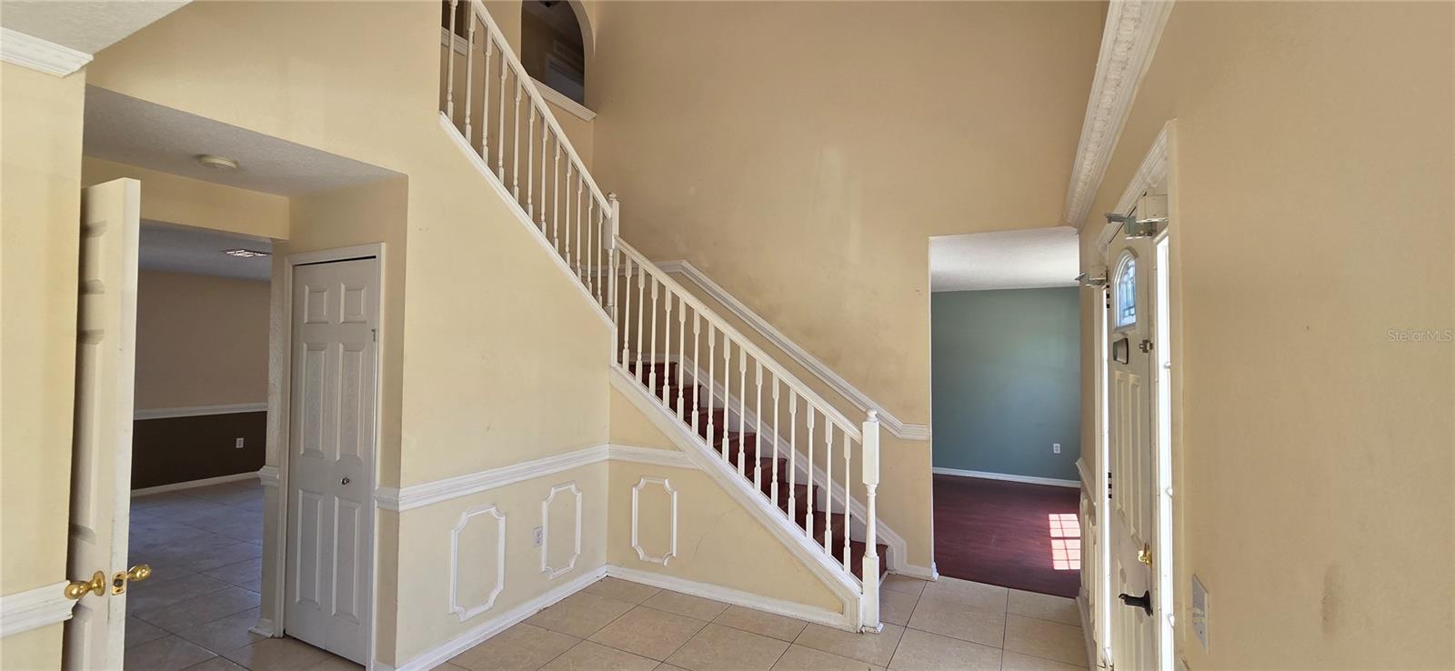 Listing photo id 4 for 6082 Sunset Vista Drive