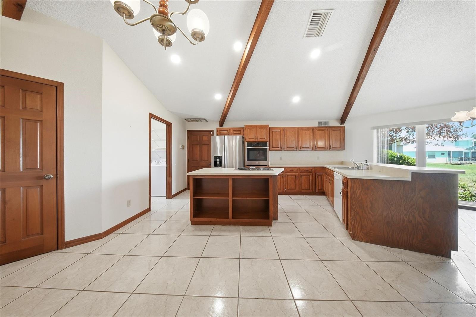 Image 12 of 44 For 410 Ramona Avenue