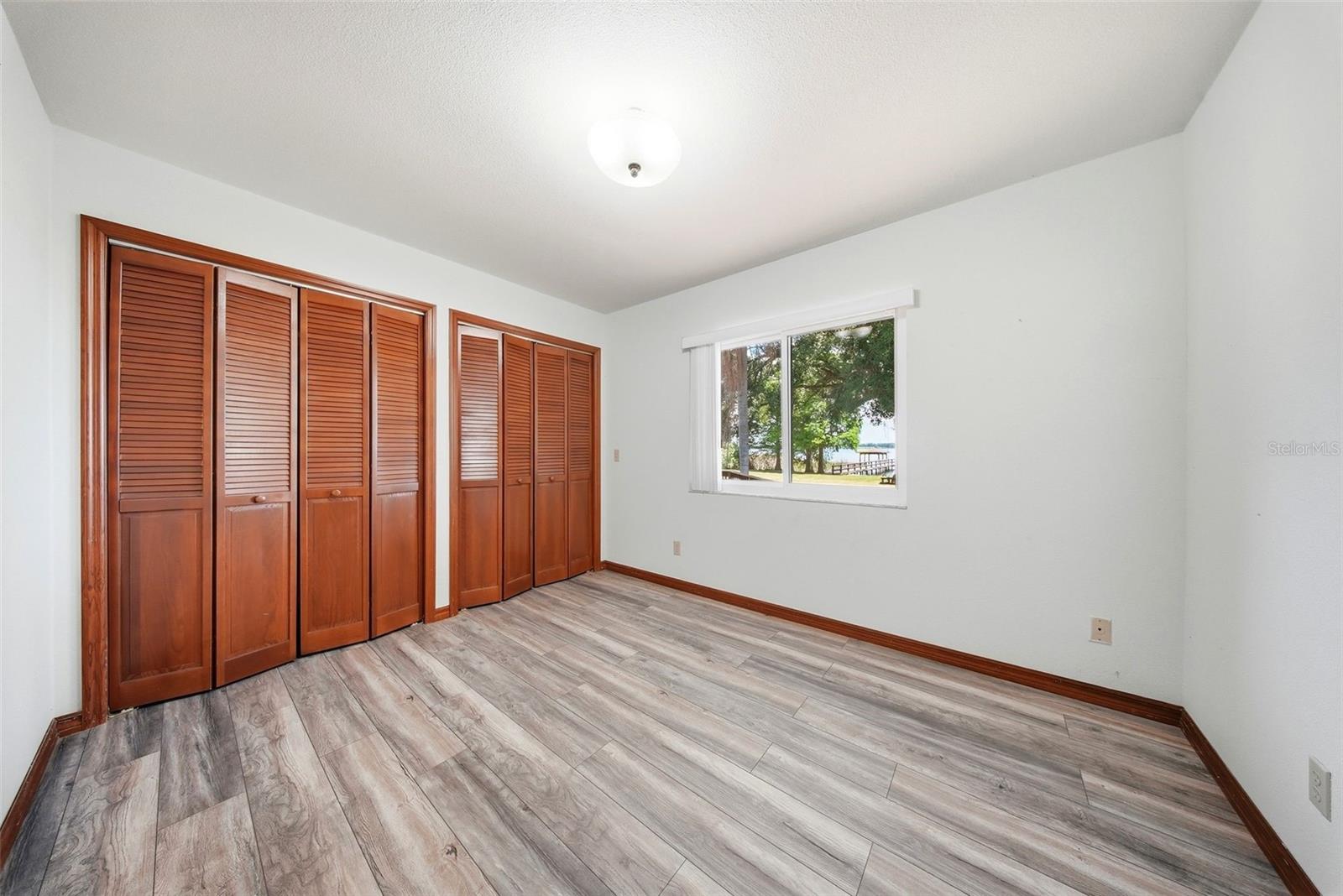 Image 21 of 44 For 410 Ramona Avenue