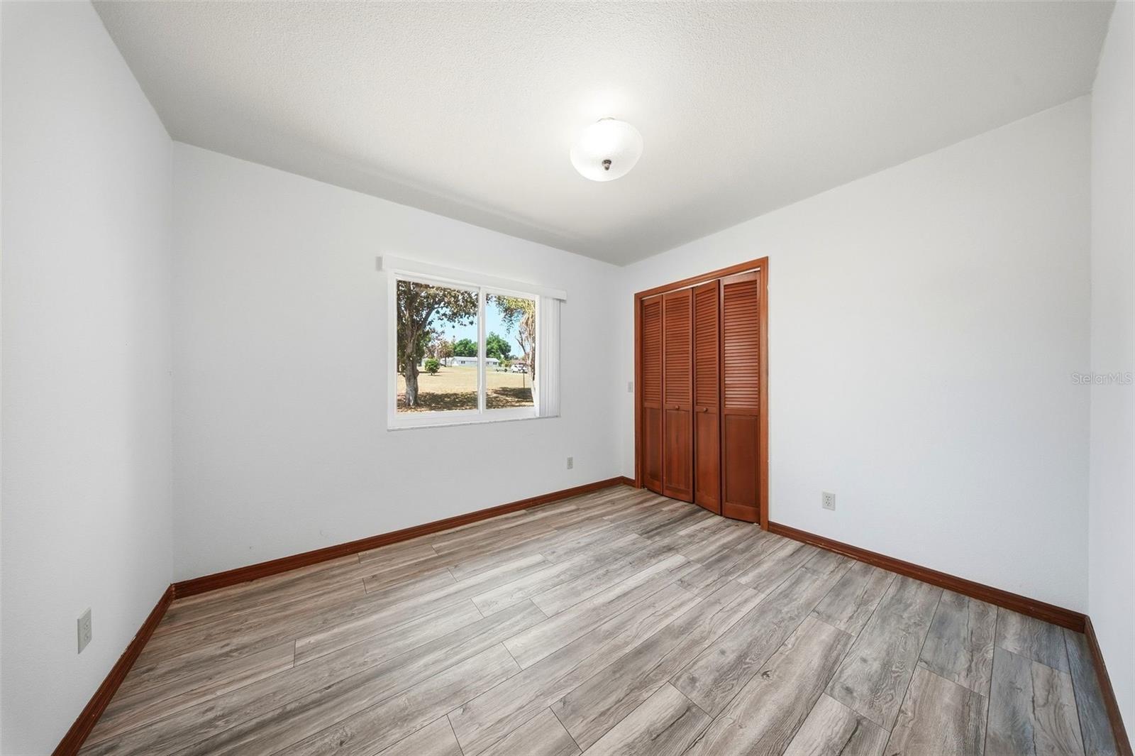 Image 23 of 44 For 410 Ramona Avenue