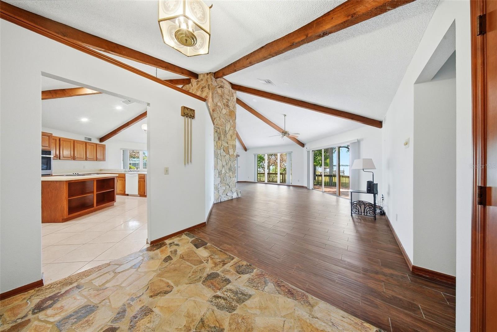 Image 7 of 44 For 410 Ramona Avenue