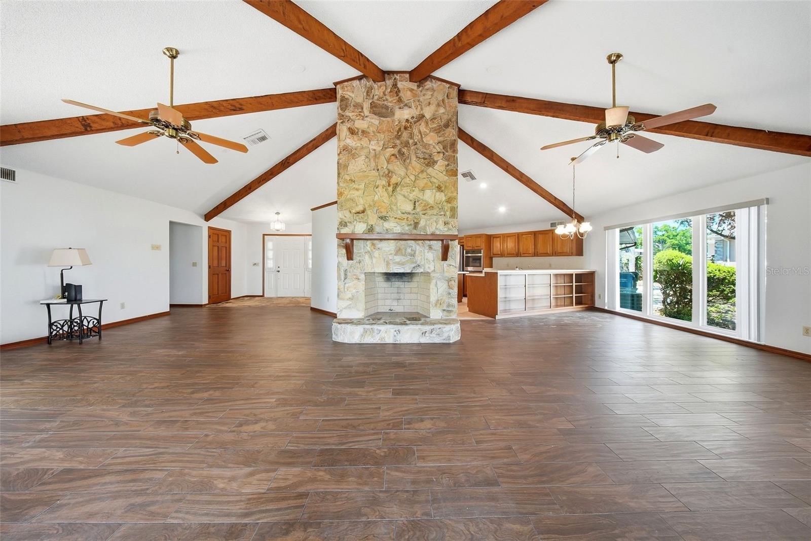 Image 9 of 44 For 410 Ramona Avenue