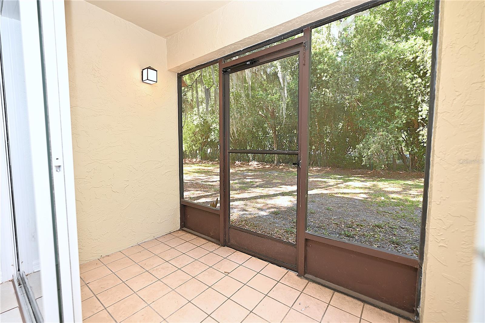 Image 11 of 28 For 141 Fernery Road D1