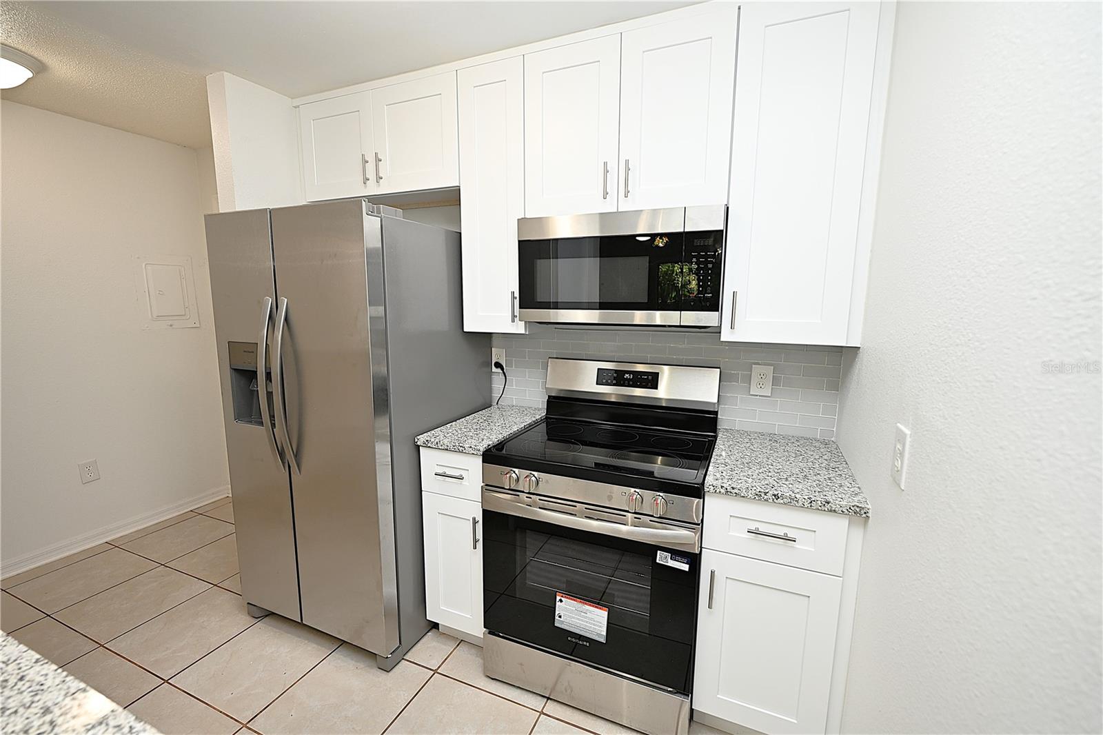 Image 3 of 28 For 141 Fernery Road D1