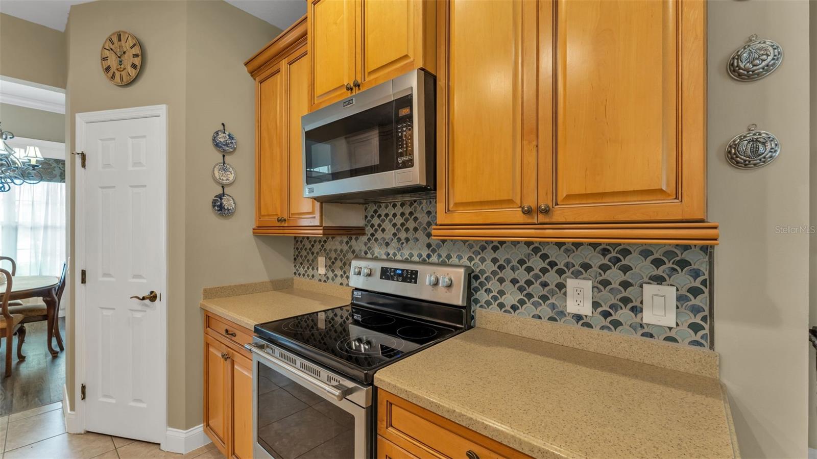 Image 15 of 50 For 3940 Sunnywood Circle