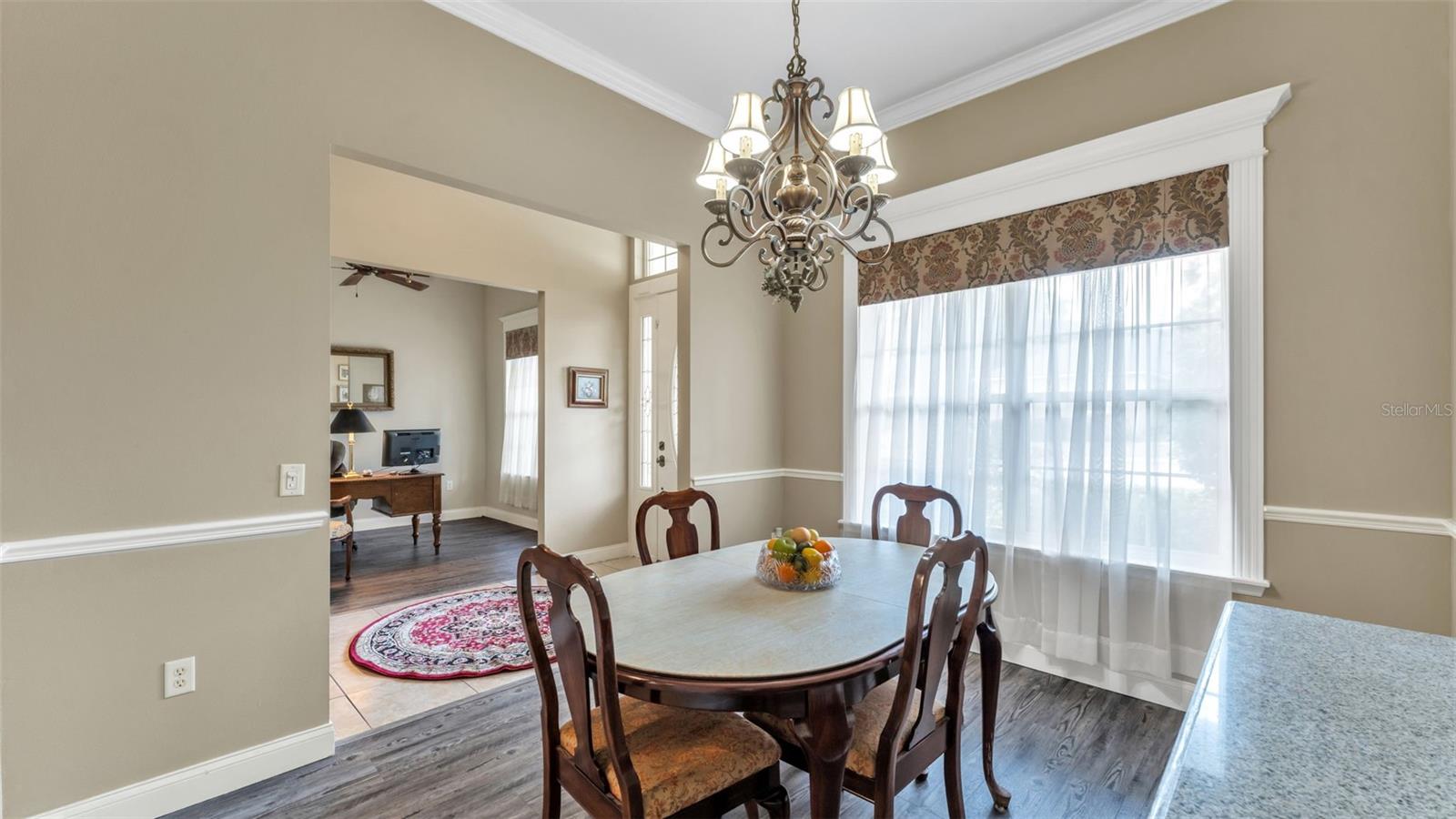 Image 3 of 50 For 3940 Sunnywood Circle