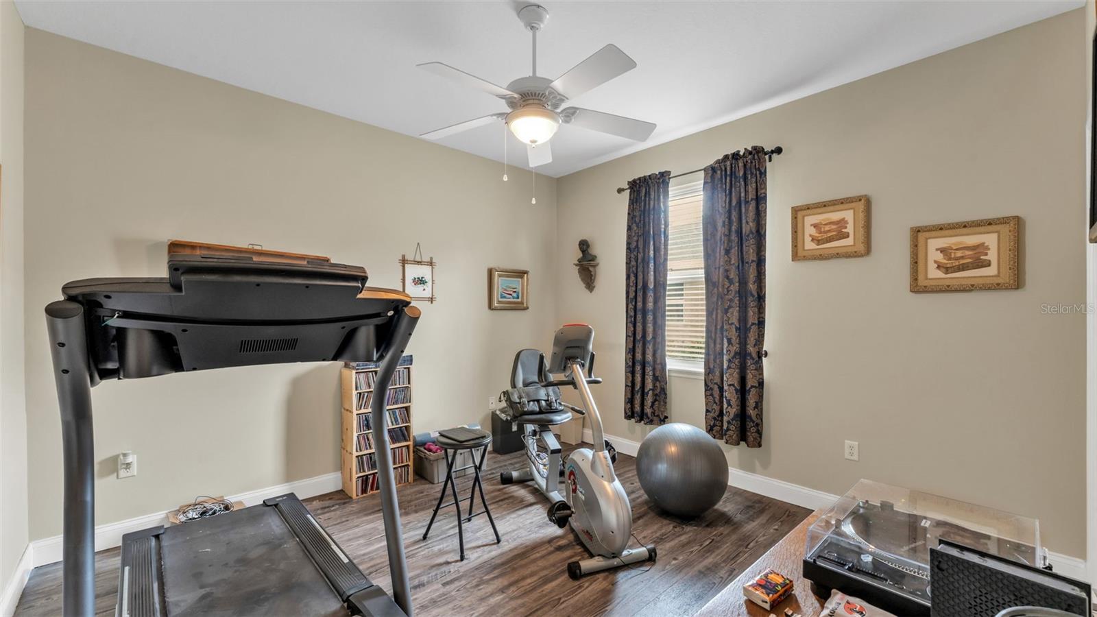 Image 31 of 50 For 3940 Sunnywood Circle