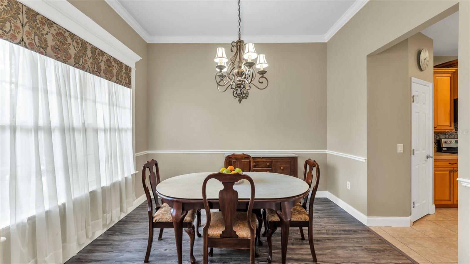 Image 4 of 50 For 3940 Sunnywood Circle