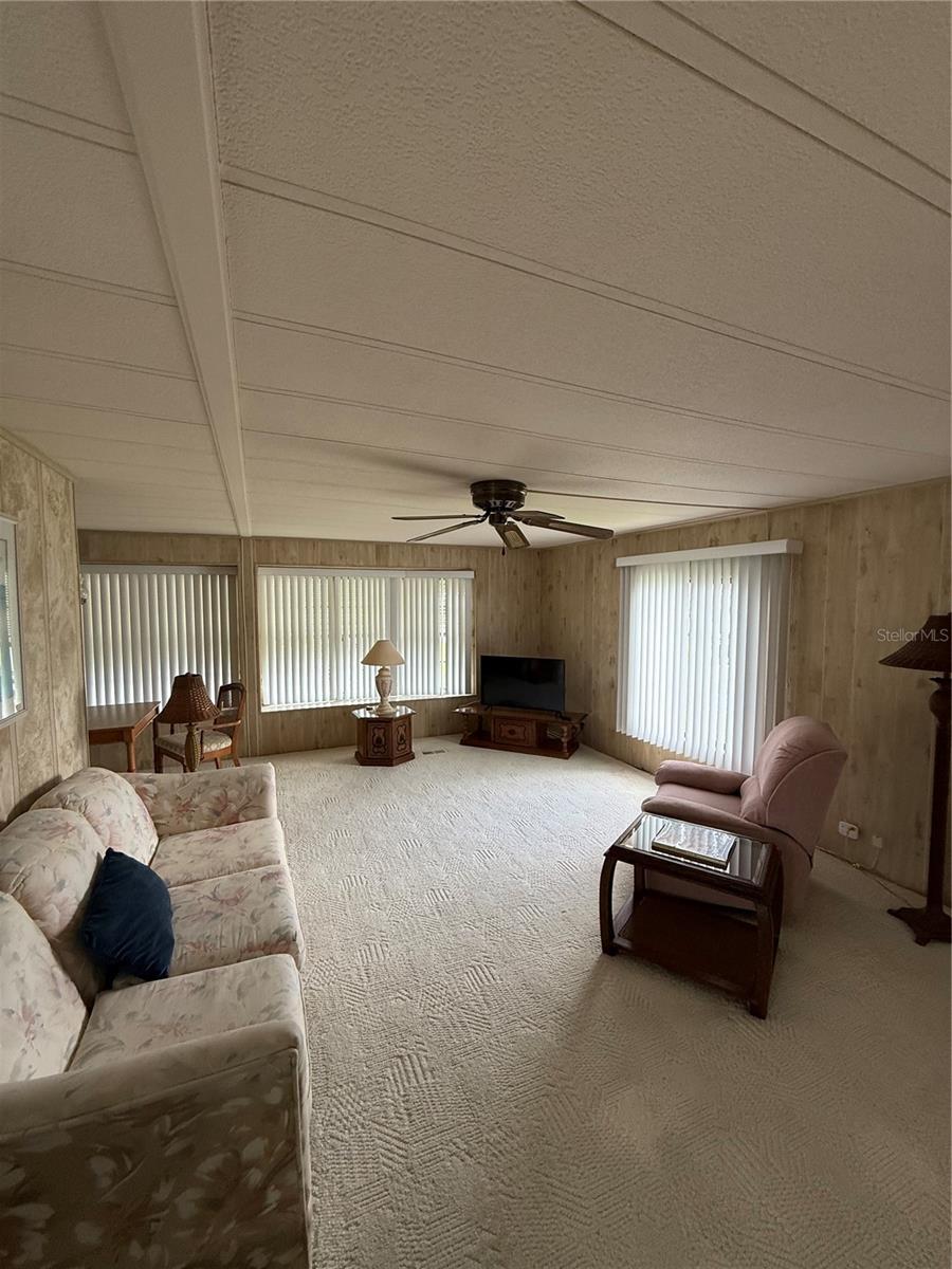 Image 16 of 26 For 2055 Floral Avenue 175