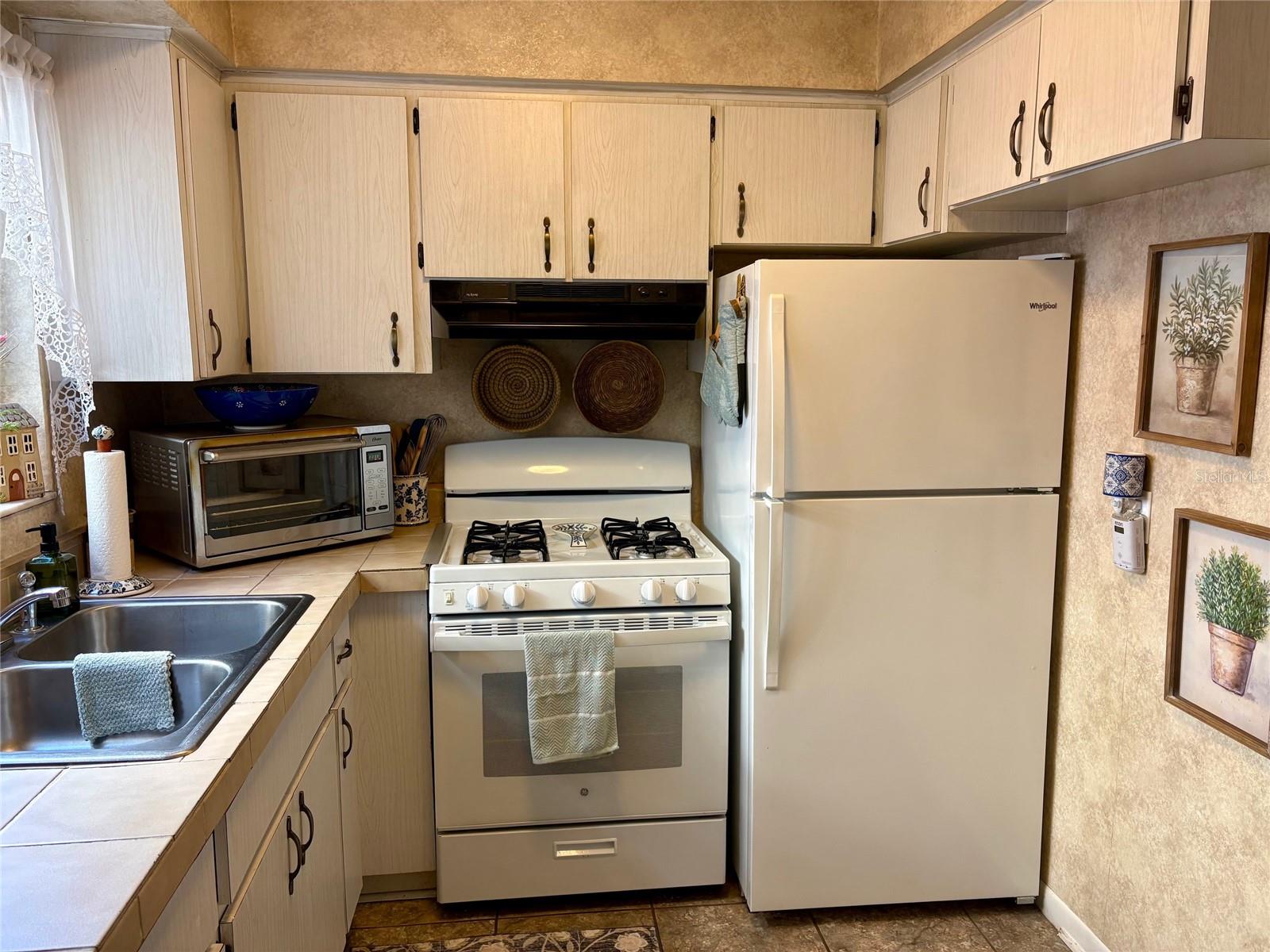 Image 20 of 39 For 277 Mariposa